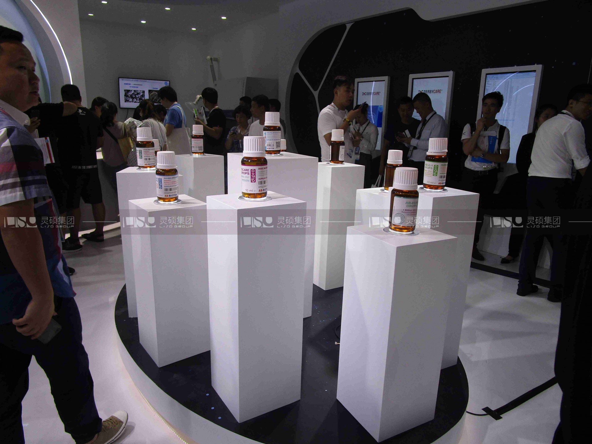 德贝康爱- CBME孕婴童展展台设计案例
