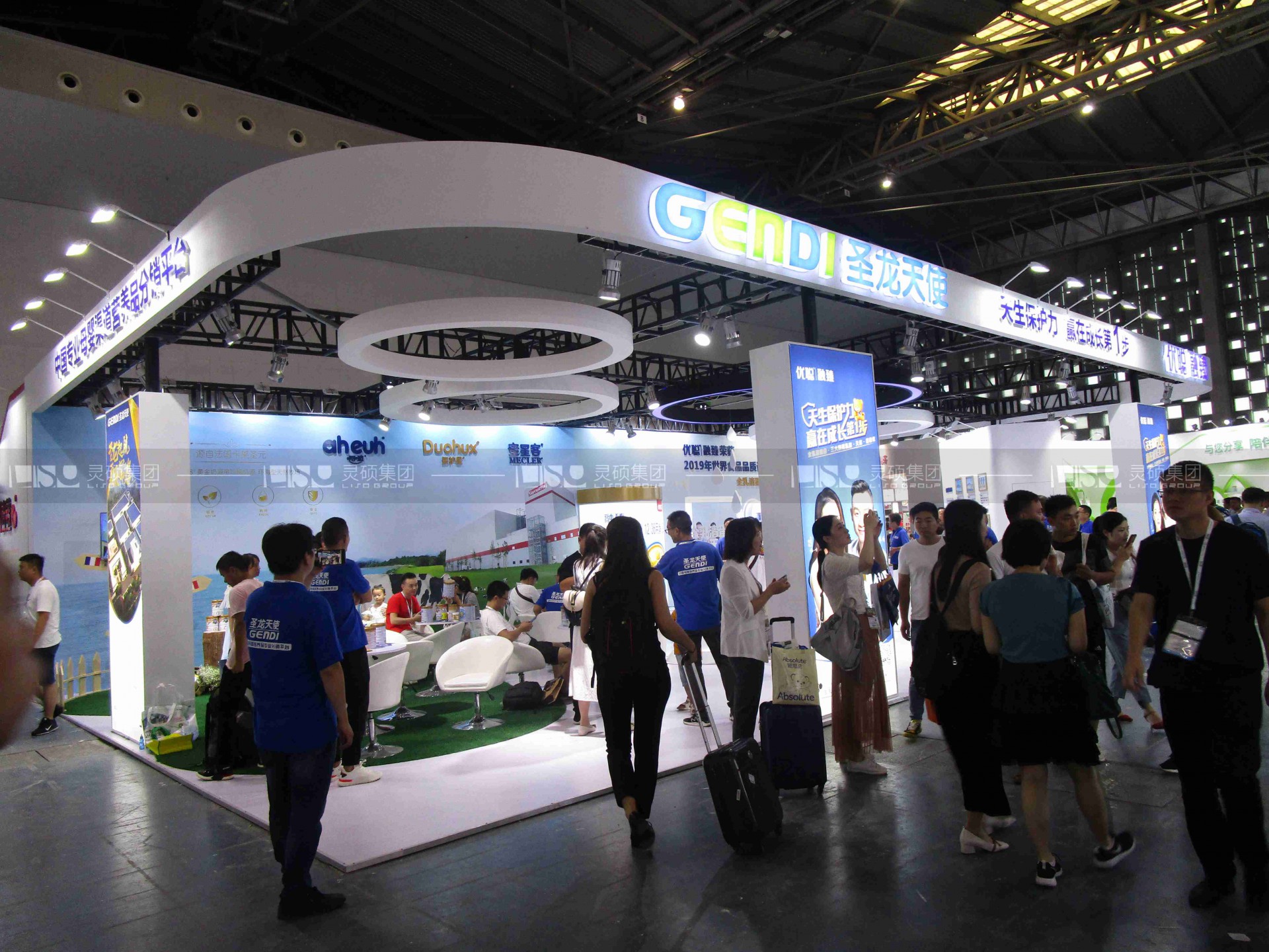 圣元-CBME孕婴童展展台设计案例