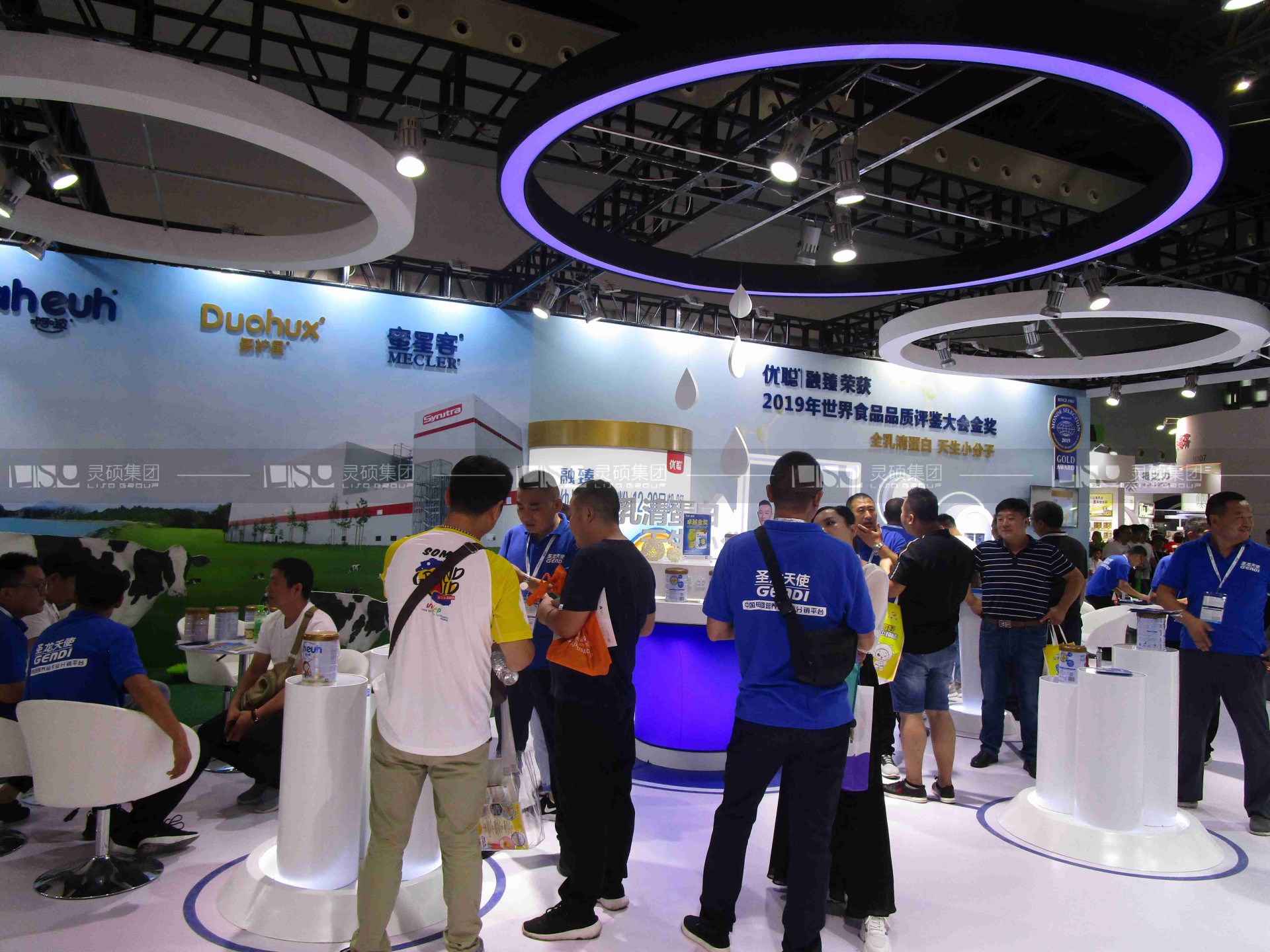 圣元-CBME孕婴童展展台设计案例
