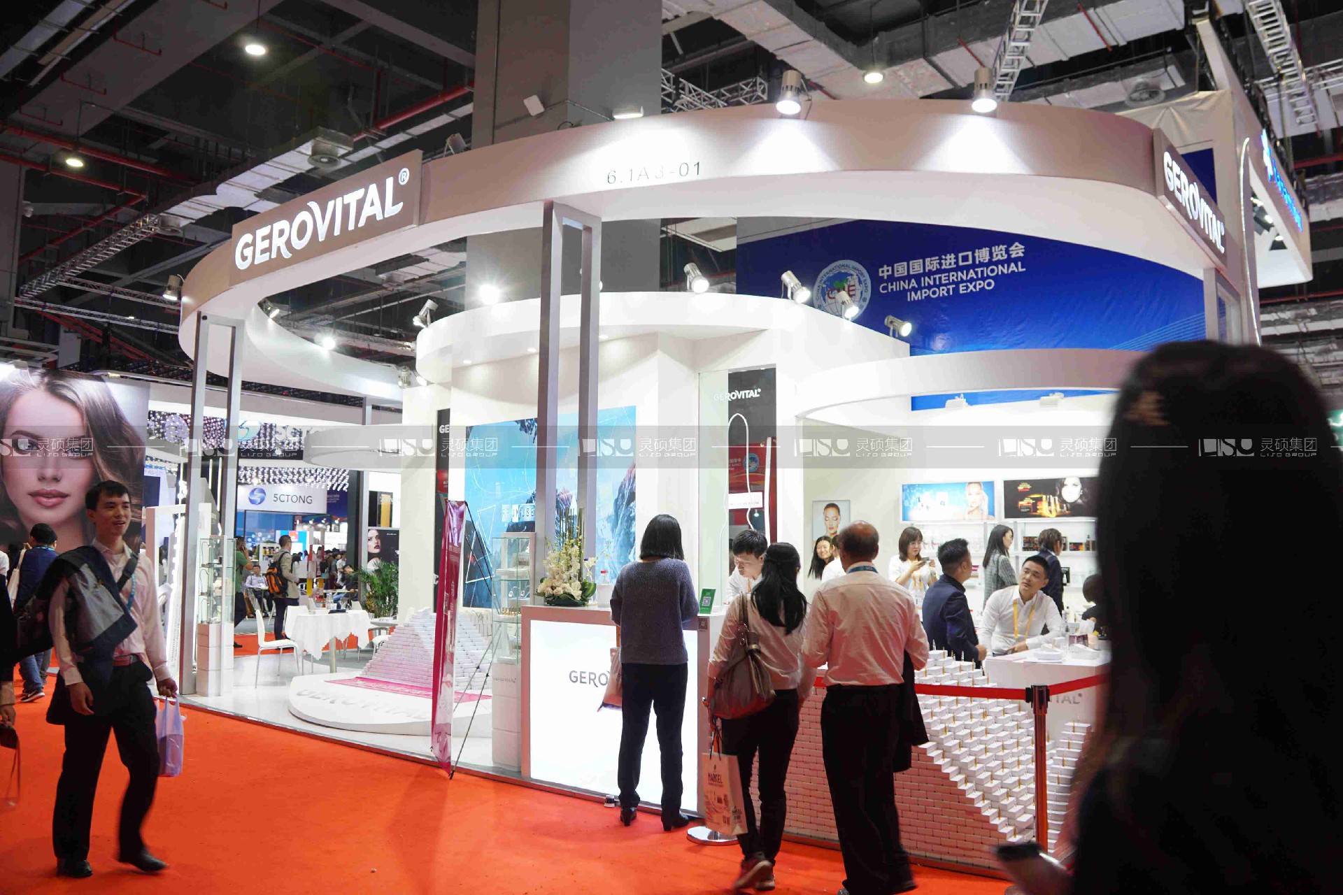 中罗-2019年上海展会展台设计案例