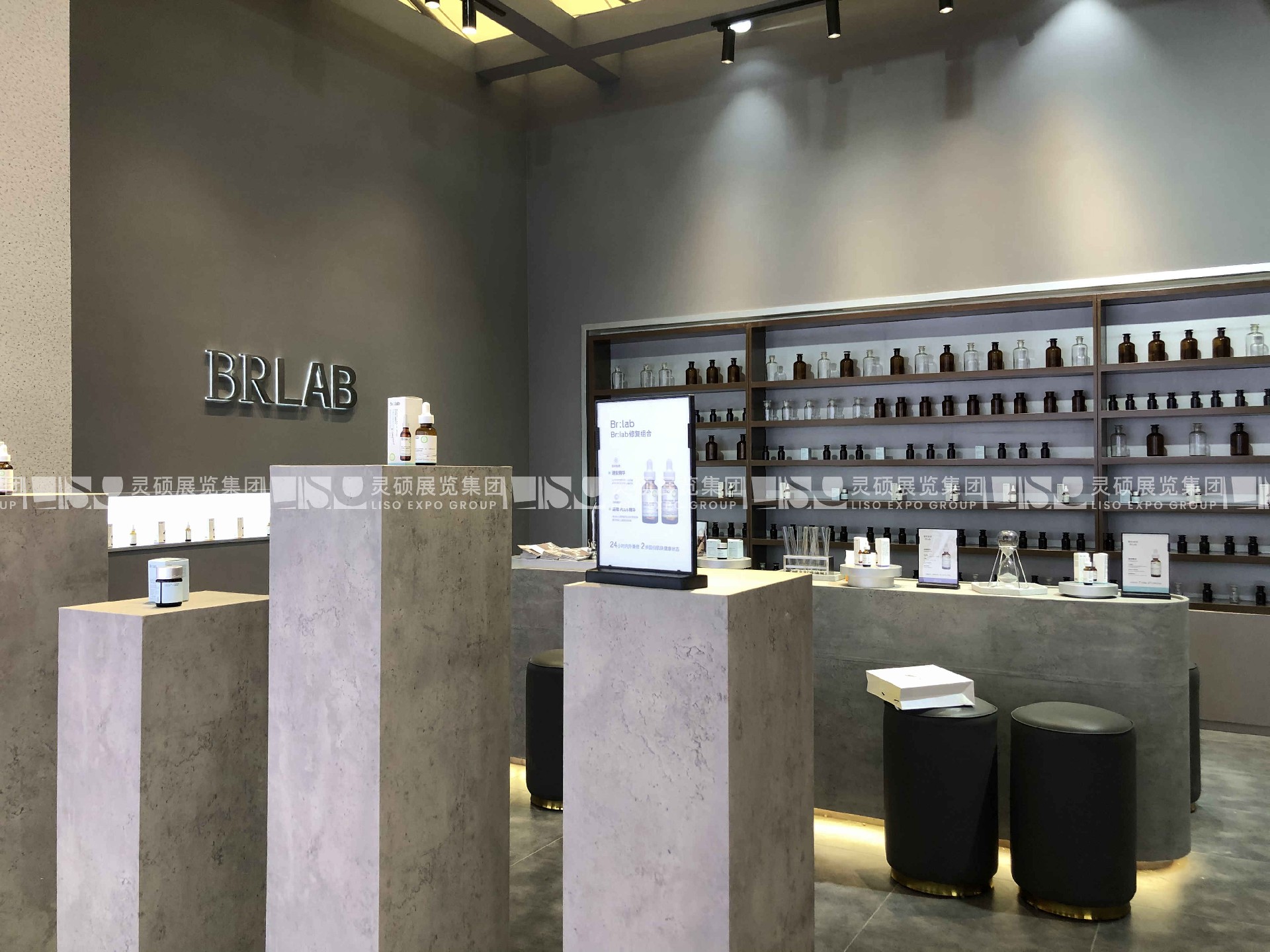 细步野ISHIBUYALAB—美博会展台设计搭建