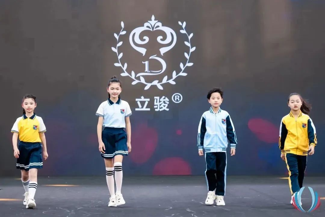 立骏.jpg