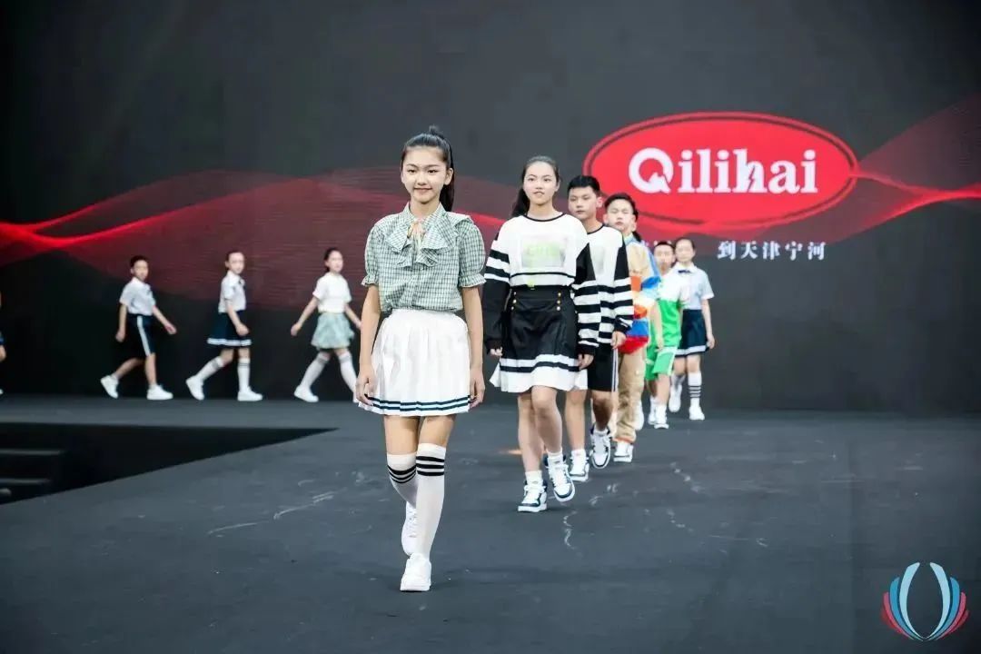 万美6.jpg