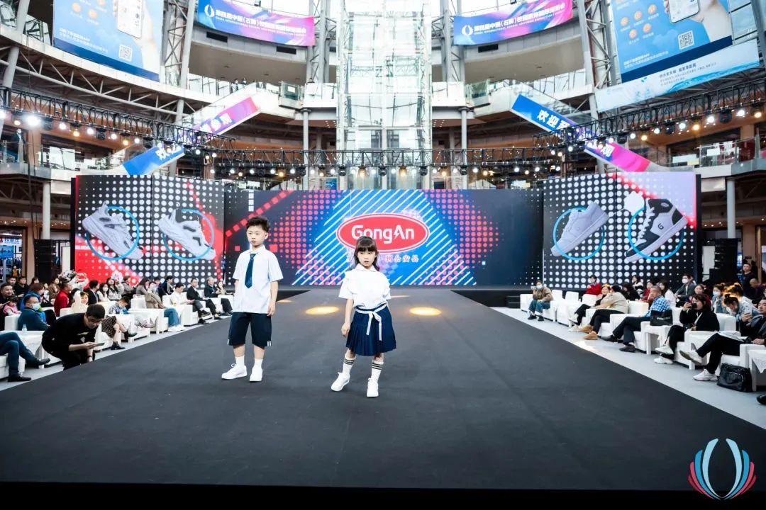 校园大道1.jpg