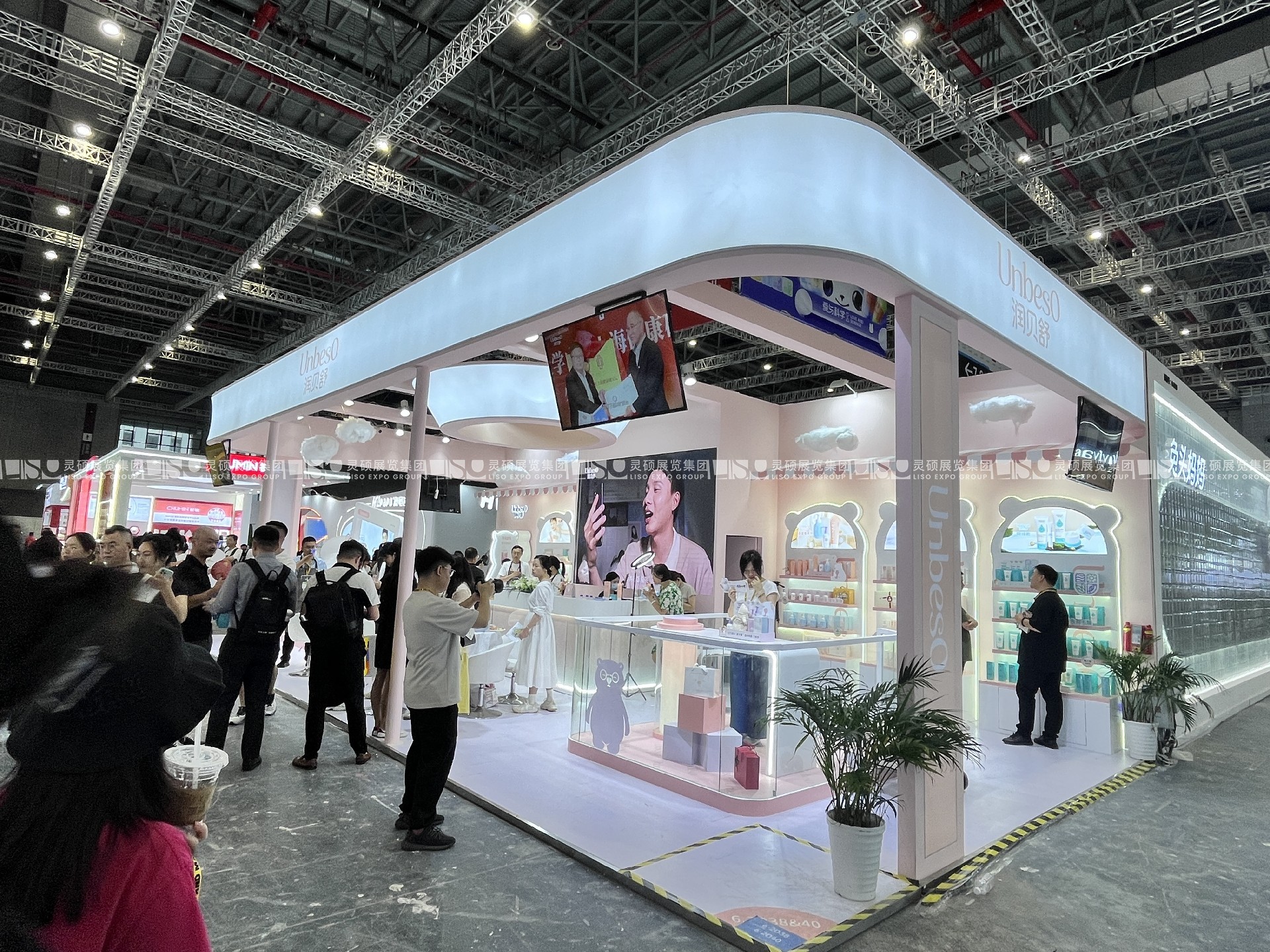 CBME孕婴童展展台搭建案例-润贝舒